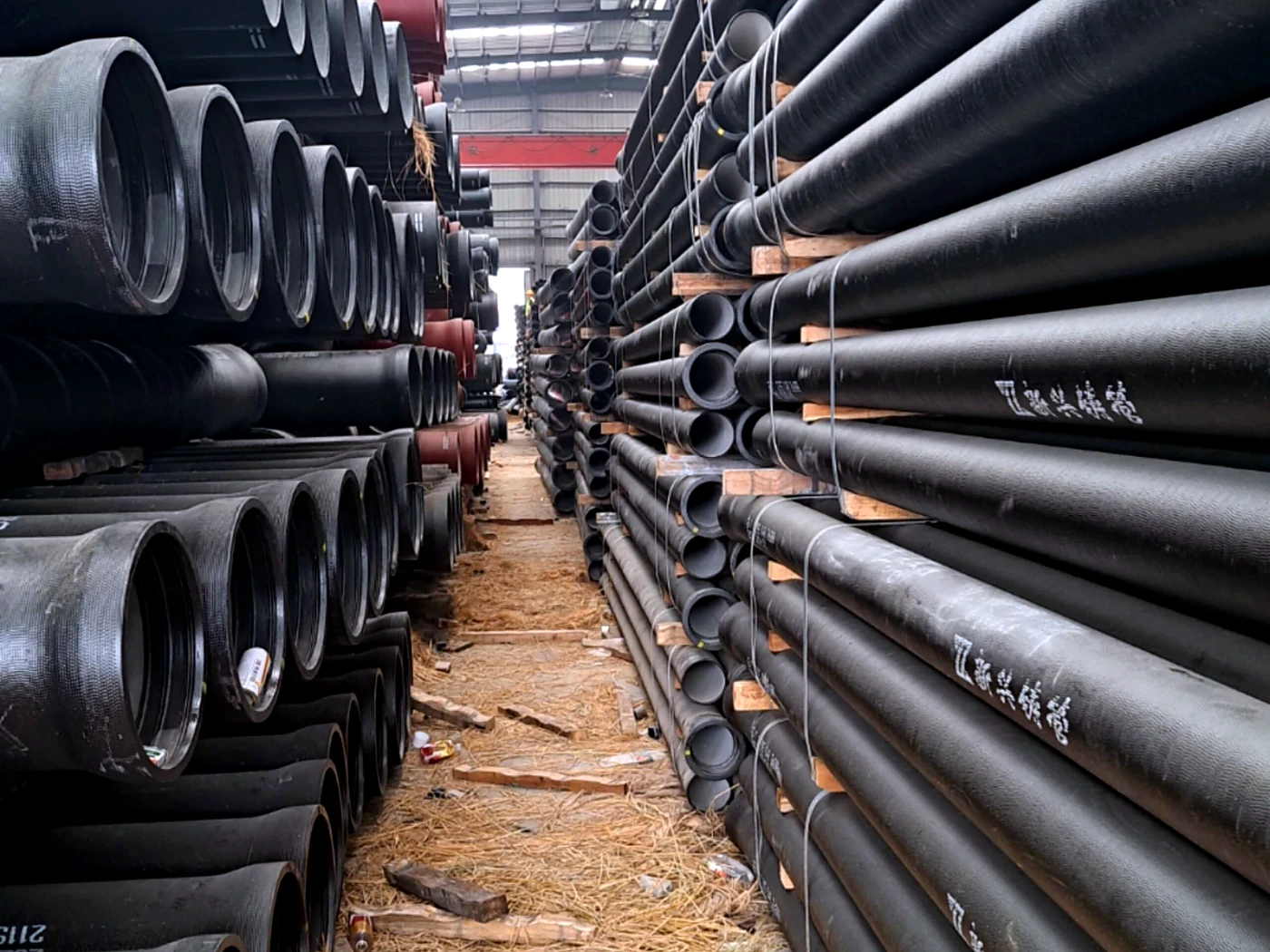 Cast Iron Drainage Pipe & Fittings, DN50 to DN300 - inspected and packed for shipment