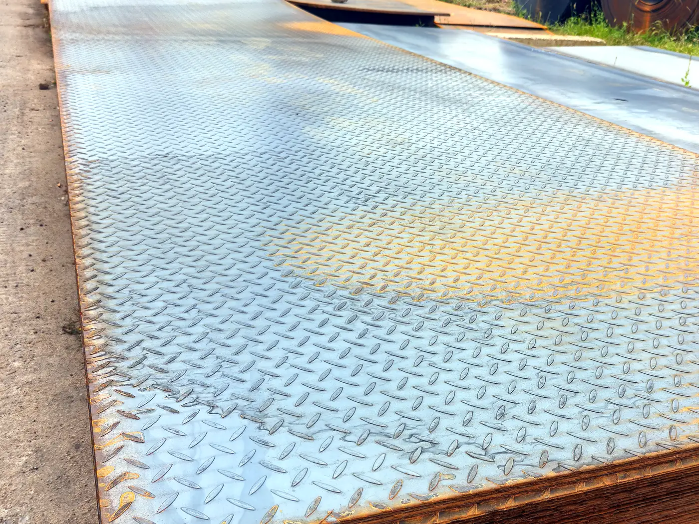Checkered / Chequered Steel Plate - production and quality control