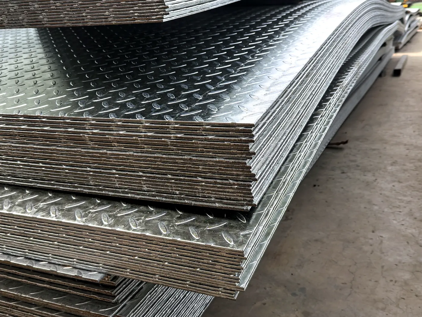 Hot-Dip Galvanized Checkered Plate - inspected and packed for shipment