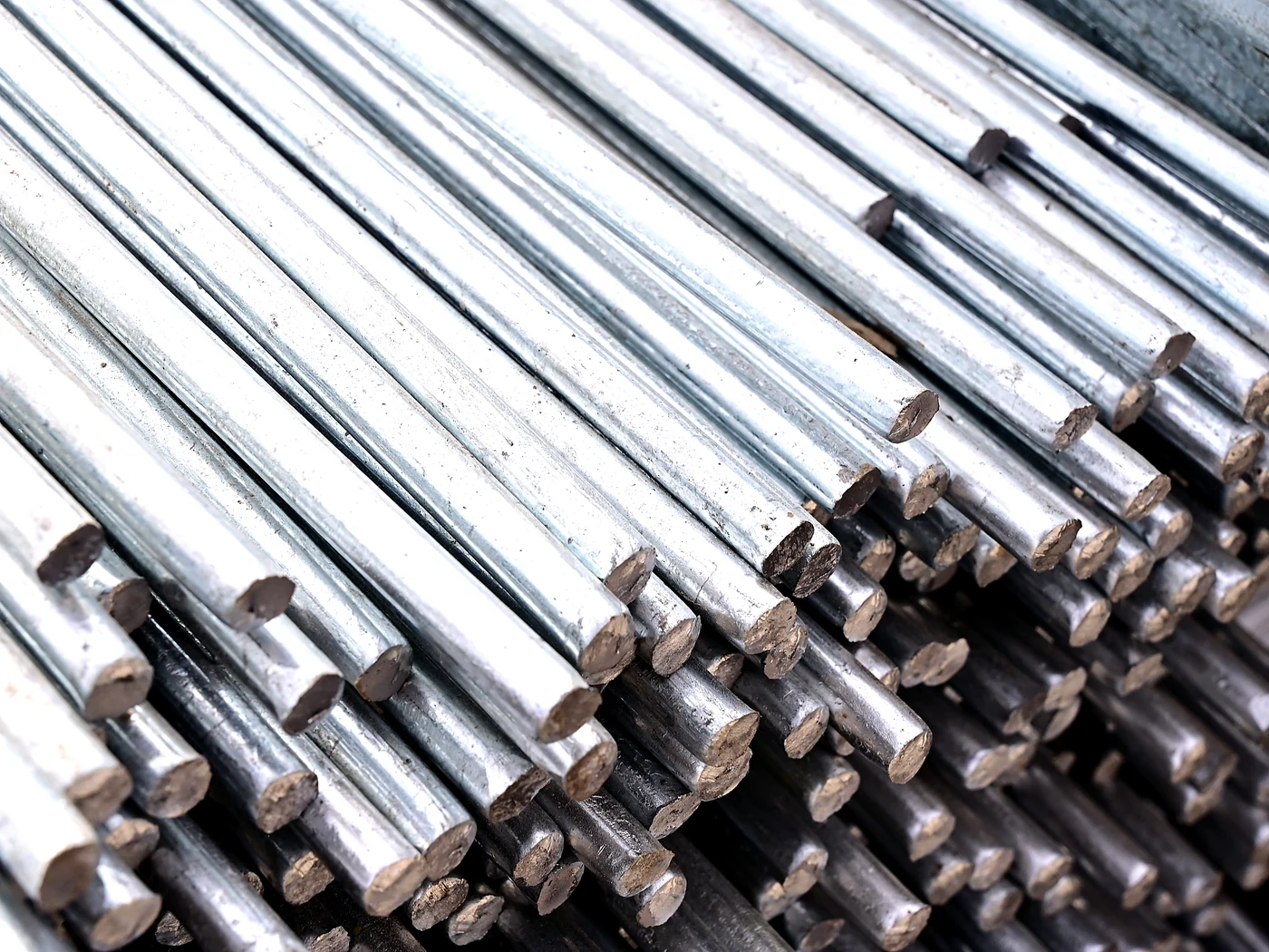 Hot-Dip Galvanized Round Bar supplied from China - live stock ready for export