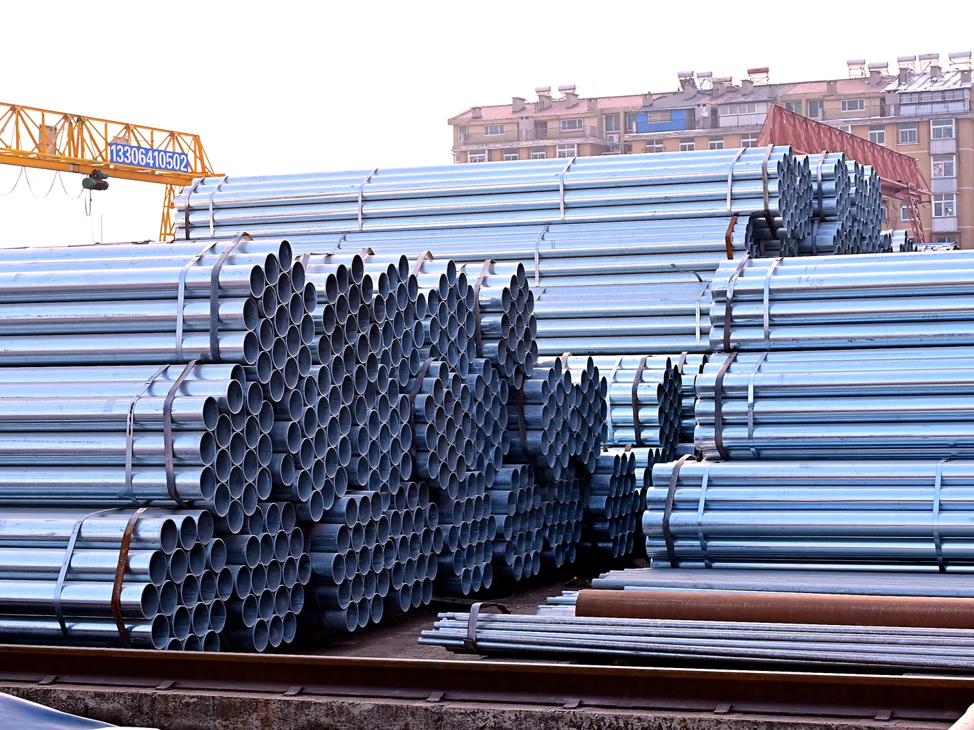 Hot-Dip Galvanized Steel Pipe (Round), DN15 to DN300 supplied from China